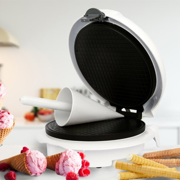 Adler AD 3038 vaflinė 1500 W 1