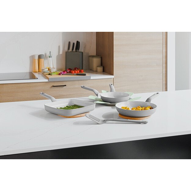 BergHOFF Balance Moonmist 4 dalių keptuvių rinkinys su mentelė 