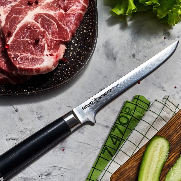 Samura DAMASCUS i&scaron;kaulinimo peilis 6,5&Prime; / 165 mm 